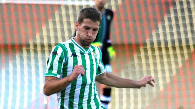 Setién confirma que Brasanac se queda en el Betis