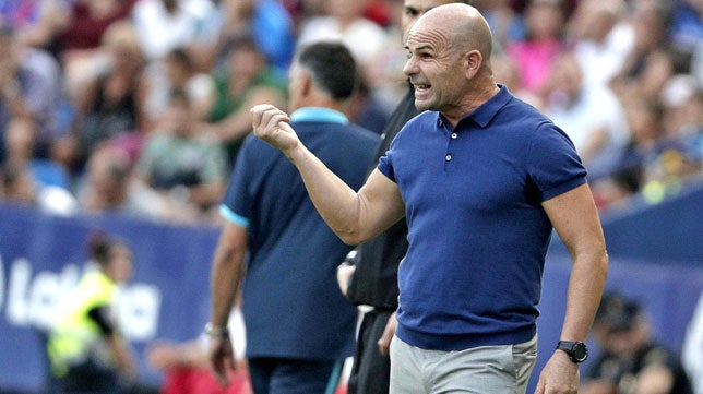 Paco López: "El Betis tiene un equipazo, da igual si no juega Fekir"
