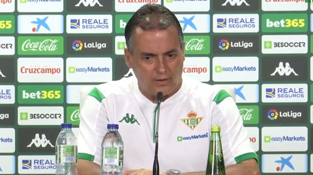 Alexis: "La idea era jugar con tres centrales para darle más equilibrio al equipo"