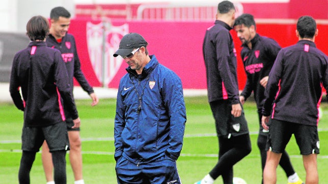 En directo, la rueda de prensa de Julen Lopetegui previa al CD Mirandés - Sevilla FC