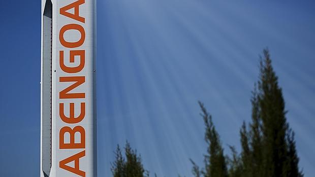 Abengoa intentará esta semana alcanzar un acuerdo preliminar con la banca y los bonistas