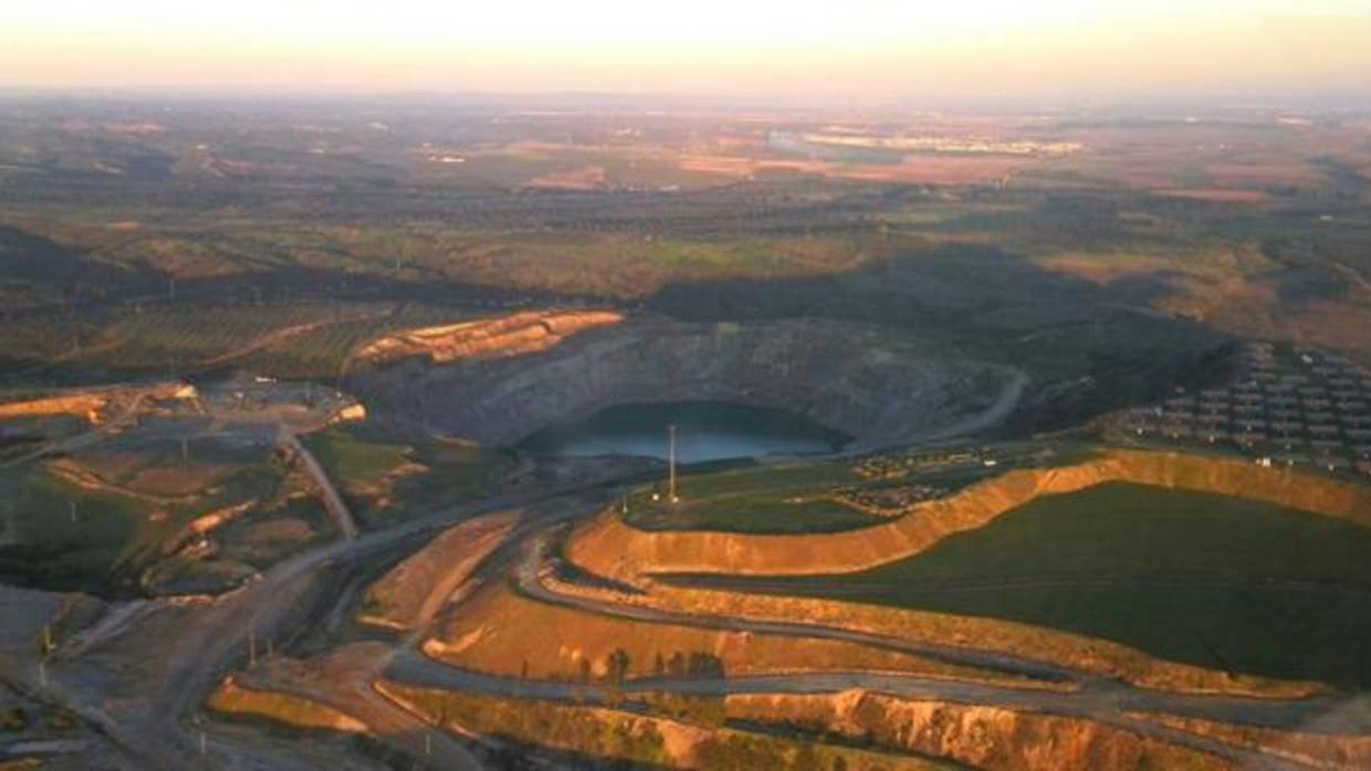 Aznalcóllar ocupa una superficie de 950 hectáreas y tiene 30 millones de toneladas de recursos por explotar