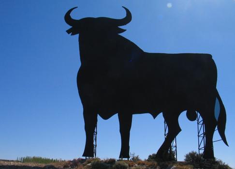 Uno de los 90 toros de Osborne repartidos por la geografía espasñola