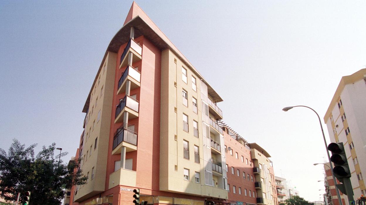 Bloque en la Ronda de Triana