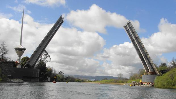 La Justicia chilena exculpa a Azvi de los errores del puente del Cau Cau