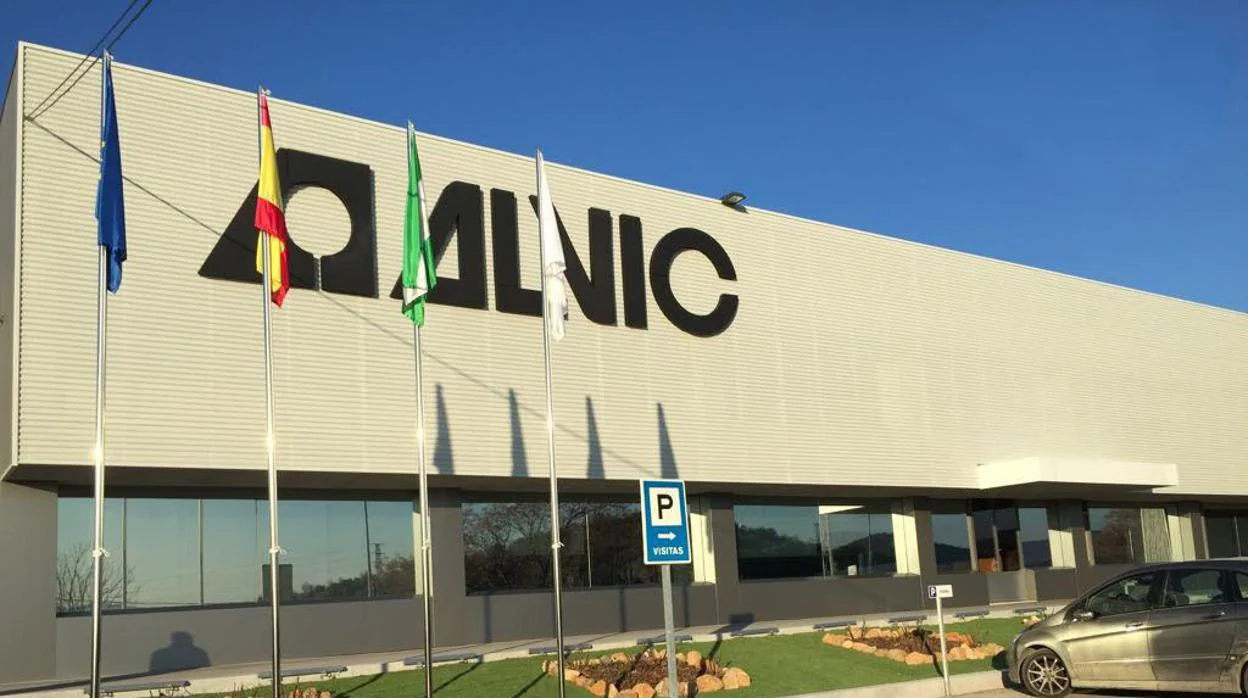 La empresa jiennense de muebles Alvic tiene cuatro plantas en España y Estados Unidos, factura 182 millones y tiene casi un millar de trabajadores