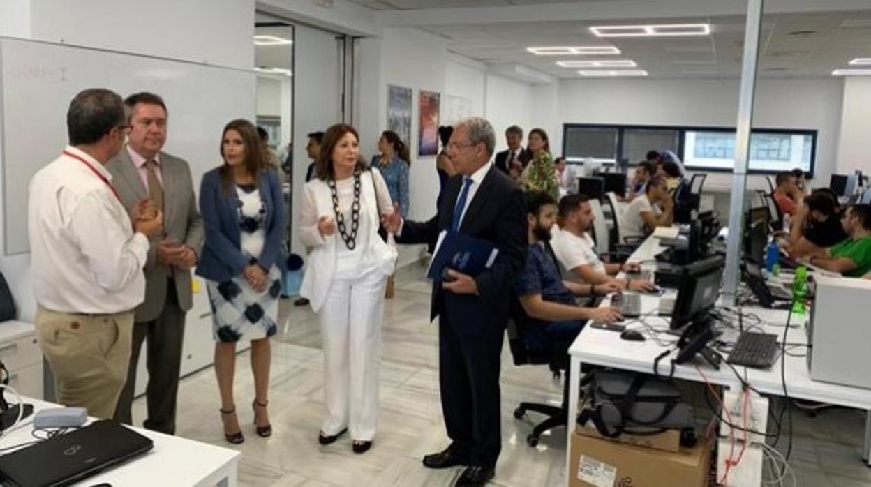 Oficinas que Fujitsu inauguró en 2019 en Sevilla, donde hay 600 empleados, que para evitar el contagio de coronavirus trabajarán esta semana desde sus casas