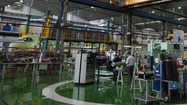 Los 6.200 trabajadores de Airbus en Andalucía comienzan a evacuar cuatro plantas industriales