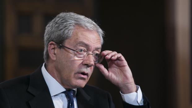 Coronavirus: El Gobierno andaluz corrige sus previsiones y dice que el PIB podría caer un 10%