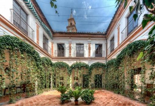 Patio de la casa palacio en Carmona