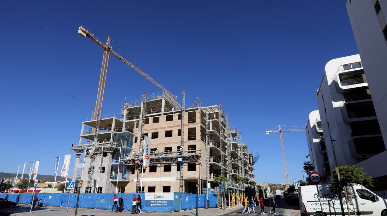 La construcción está viéndose también afectada por el paro de los transportistas