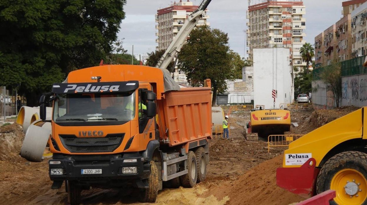 Los ayuntamientos son los mayores licitadores de obra pública en Andalucía: 1.020 millones de euros en obras adjudicaron en 2021
