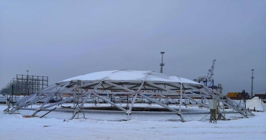 Un domo geodésico fabricado en Aznalcóllar en el puerto de San Petesburgo