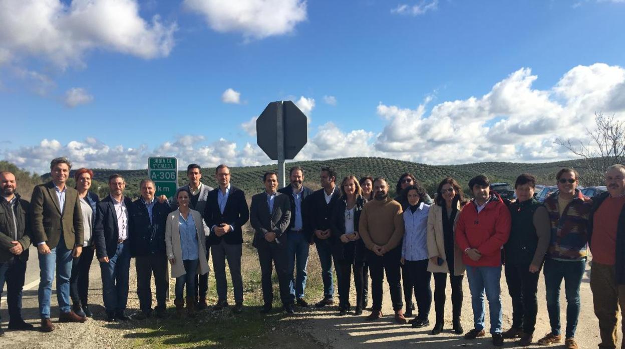 Los candidatos del PP de Jaén y Córdoba exigen la construcción de la autovía entre las dos provincias