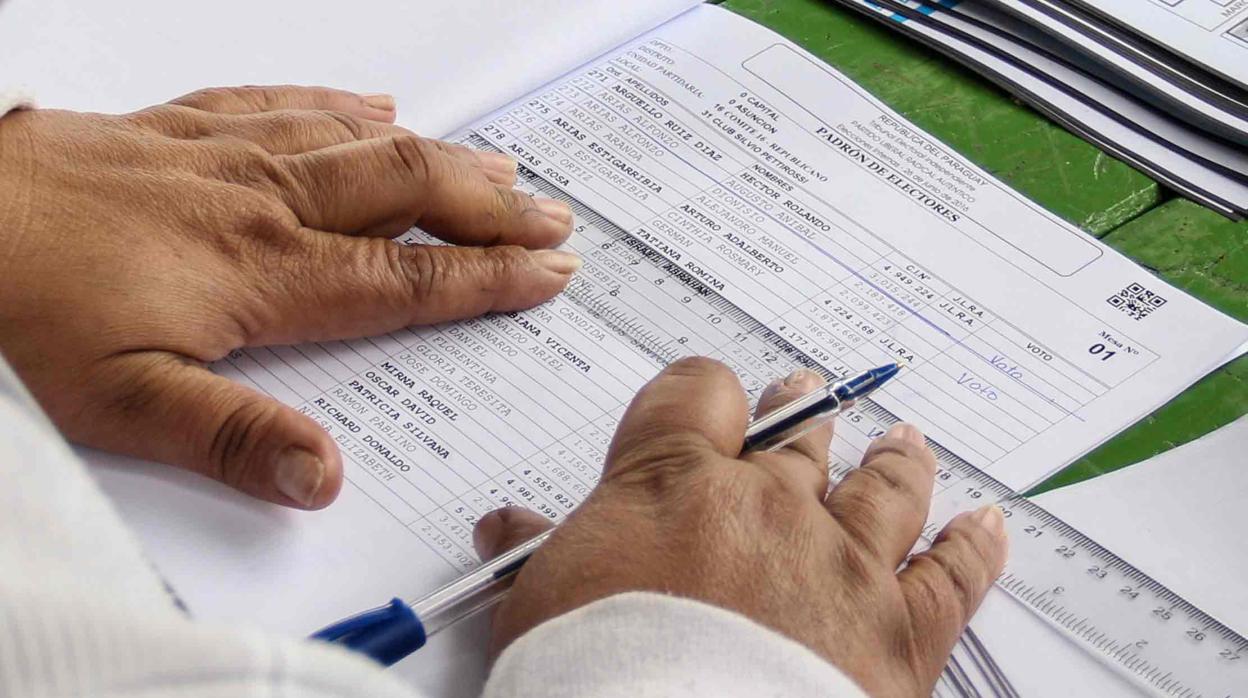 Hay 242.963 electores convocados que no residen en territorio español