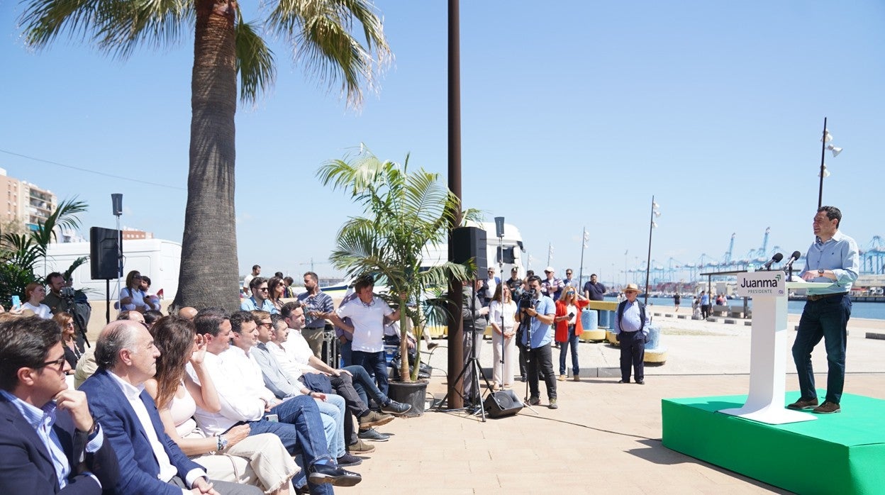 El presidente de la Junta durante la celebración del consejo de alcaldes del PP en Algeciras este sábado