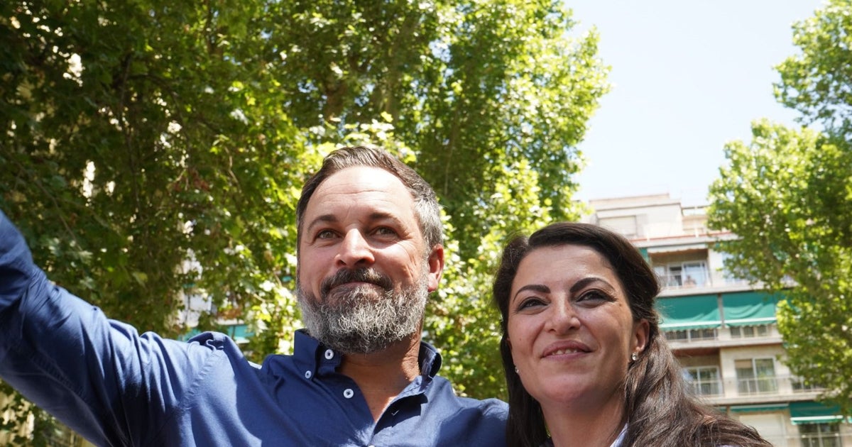 Santiago Abascal junto a Macarena Olona en Granada este sábado