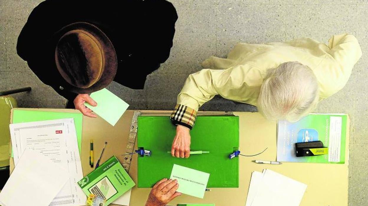 Mesa electoral para unas elecciones andaluzas