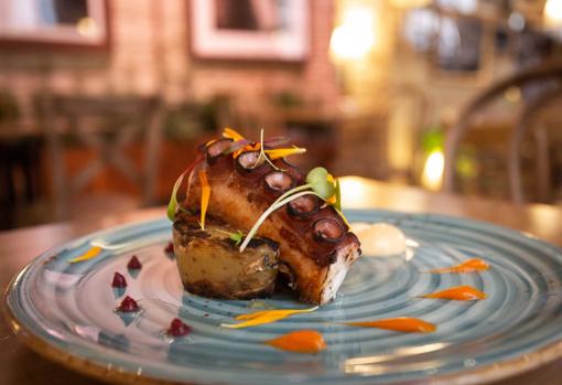 Bar Casa de la Moneda, cocina sevillana en un espacio que destila historia