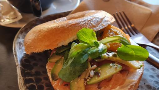 Desayunos con mucha miga: los bares de Sevilla que más panes ofrecen