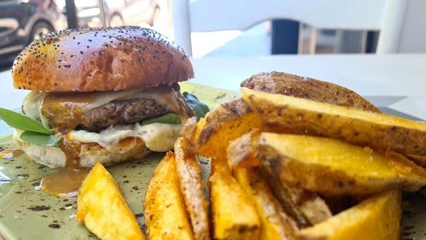 Diez restaurantes para celebrar el Día Internacional de la Hamburguesa en Córdoba