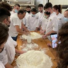 Taller de la IGP con escuela de hostelería