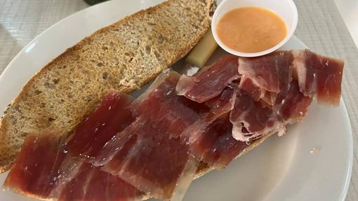 Seis sitios con encanto para desayunar en Coria del Río