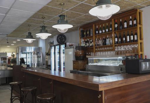 Amarra reabre tras reformar y ampliar el establecimiento