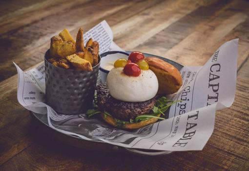 Hummo, la marca carnívora de Burro Canaglia, llega a Bormujos