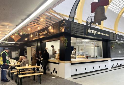 Picnic Panes Artesanos abre su primera cafetería en el Mercado del Arenal