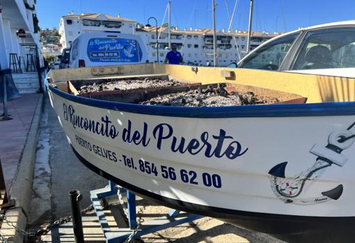 Barca de espetos, restaurante El rinconcito del puerto (Puerto Gelves)
