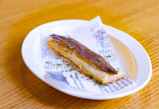 La abacería Antípodas se pasa a la cocina caliente en su nueva carta