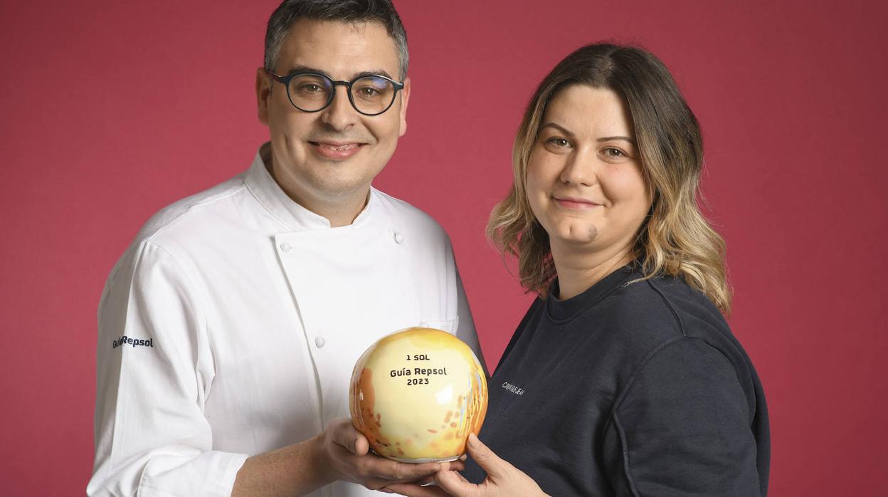 Carlos Fernández y su pareja, Andrea, de Kàran Bistró en Pozoblanco