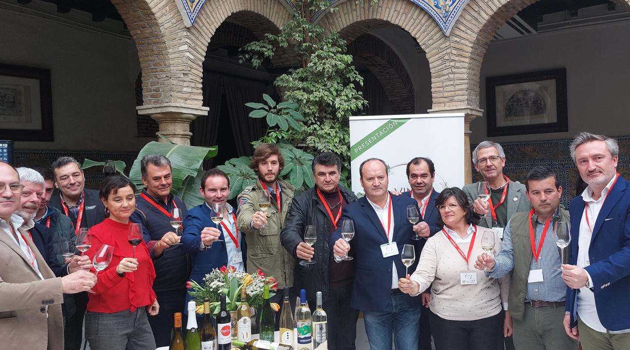 VinoenRama ha presentado sus novedades en el Círculo de la Amistad de Córdoba