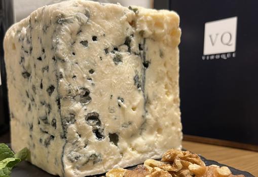 Vinoqüe, una nueva abacería dedicada al vino y los quesos artesanos en la calle Moratín