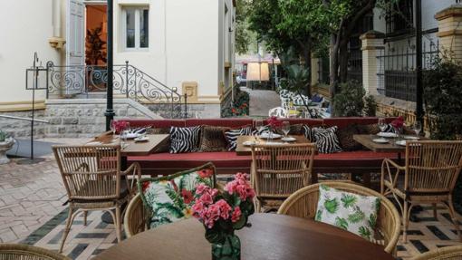 Bares y restaurantes para comer antes de ir a la Feria de Abril de 2023