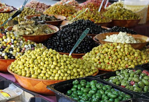 La aceituna esun alimento que nos aporta numerosos beneficios