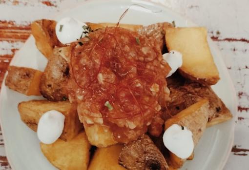 En Bodegas Mezquita no triuran la salsa, sino que las ponen con sofrito
