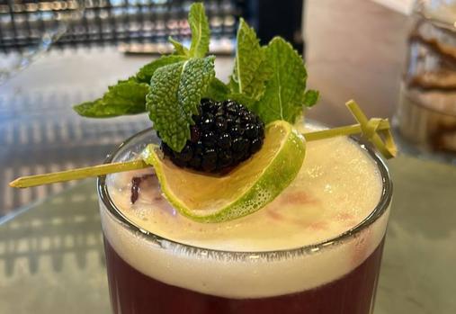 La Malvaloca gana metros y se convierte en el nuevo escaparate gastronómico de La Encarnación