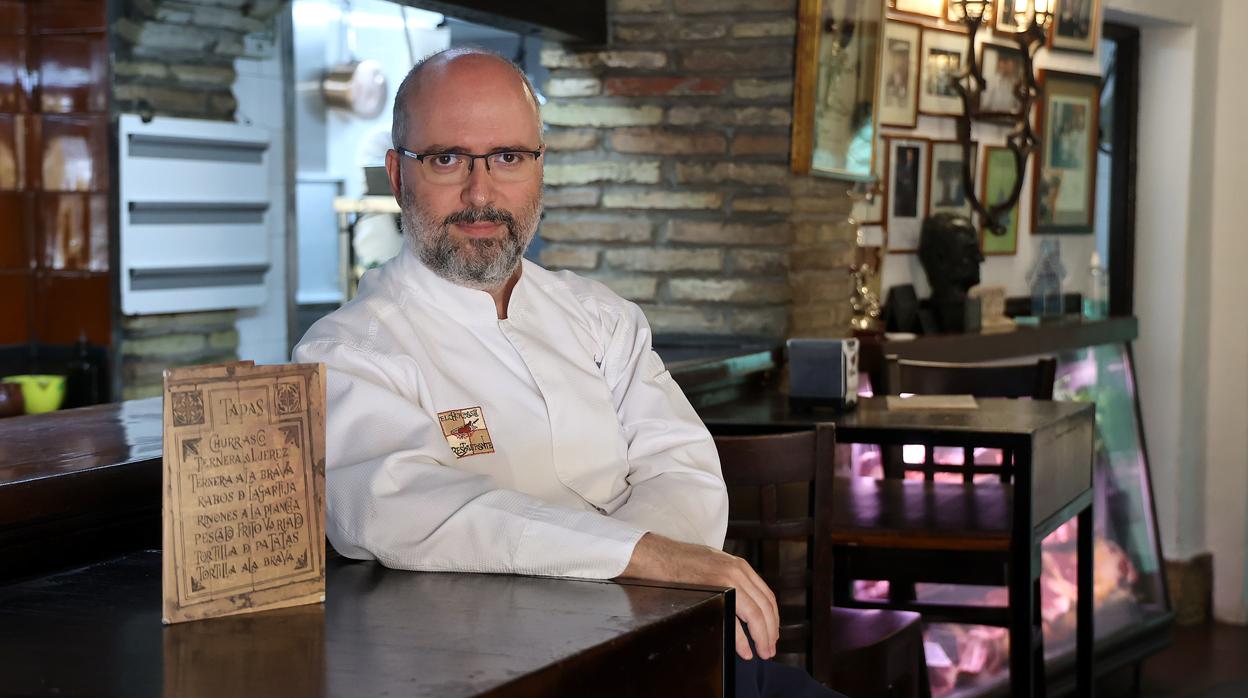 Rafael Carrillo, director y propietario del restaurante El Churrasco desde 2008