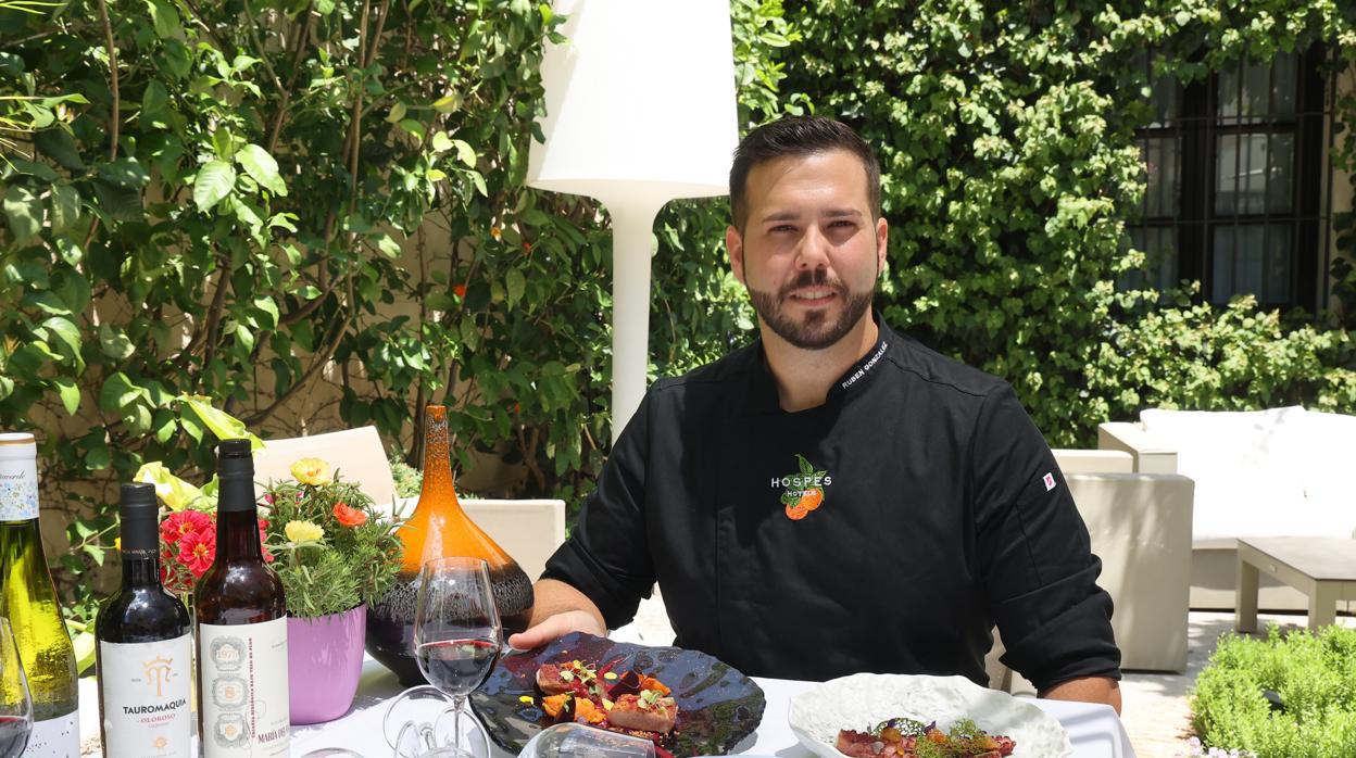 El chef Rubén González muestra sus nuevas propuestas para el hotel Hospes Palacio del Bailío