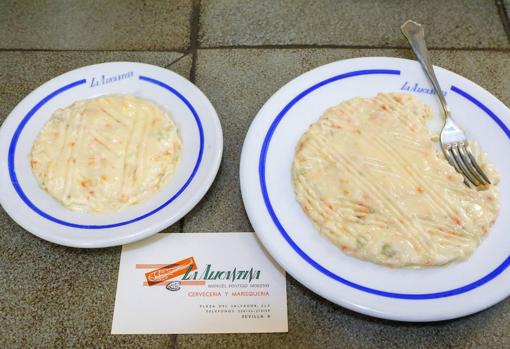 La familia fundadora de La Alicantina traspasa su mítica receta de ensaladilla a Grupo Trifulca