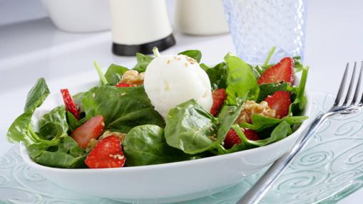Las mejores ensaladas para combatir el calor del verano: recetas e ingredientes