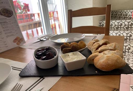 Bodega 5 Quinas, comida portuguesa en pleno centro de Sevilla