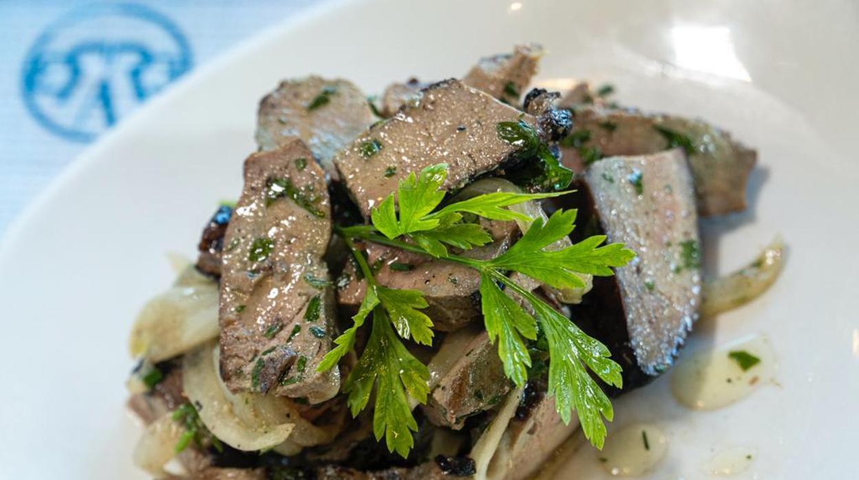 Barrabar&#039;s renueva su carta con más clásicos de la cocina sevillana