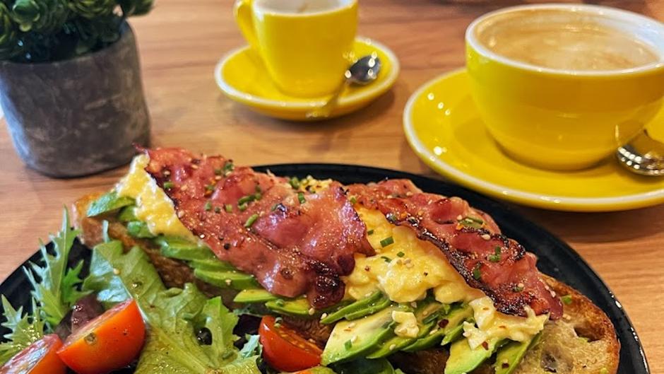 Diez sitios de desayunos para empezar el día con energía en Córdoba