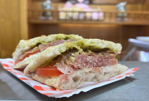 Focaccino, un templo para disfrutar del popular bocadillo italiano en la Alameda