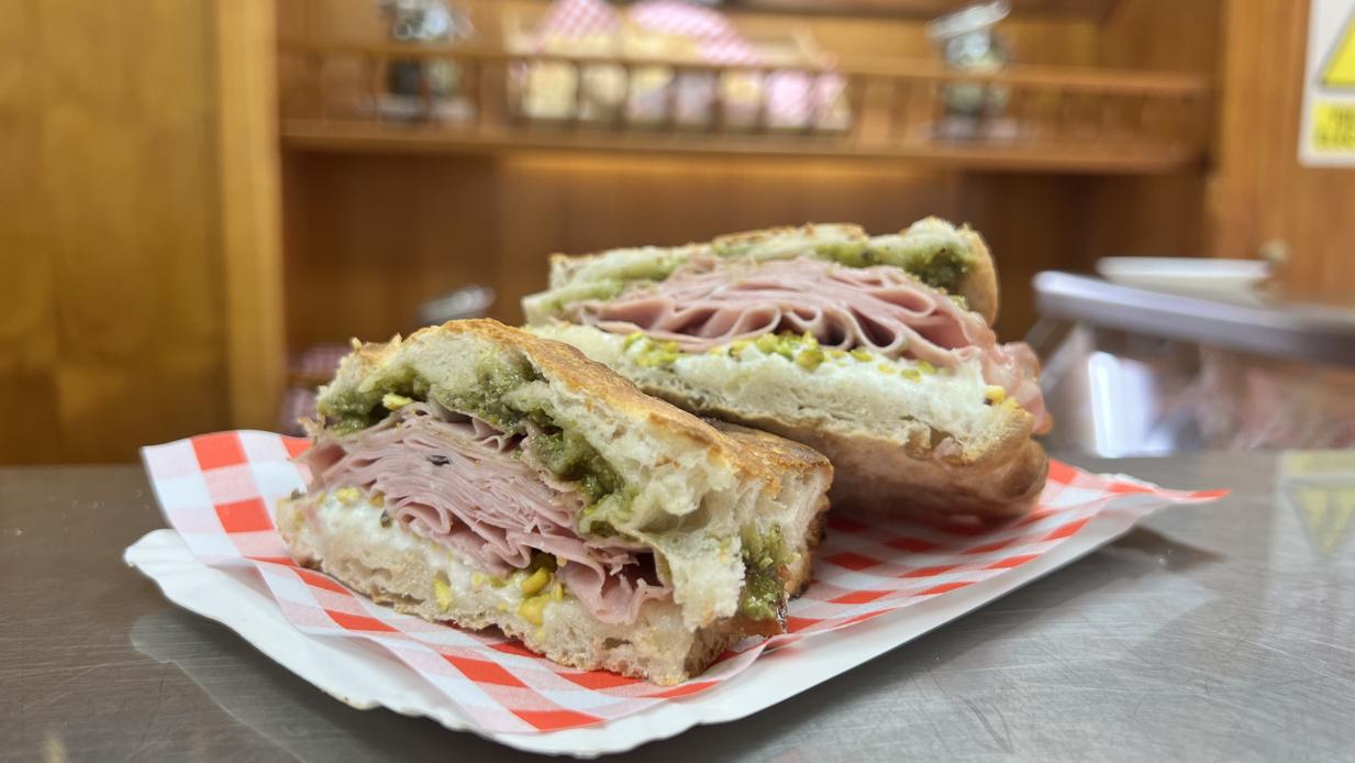 Focaccino, un templo para disfrutar del popular bocadillo italiano en la Alameda