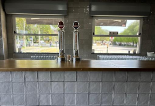 La Sevillana, cerveceo y tapeo a gran escala junto al Alamillo