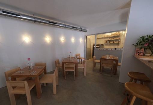 Casa Orzaez lleva su filosofía «healthy» a la calle Betis con un versátil espacio gastronómico